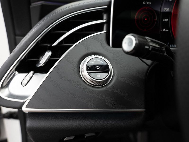 Mercedes-Benz E 220 d AMG-Sport - Samsaru's Car Outlet