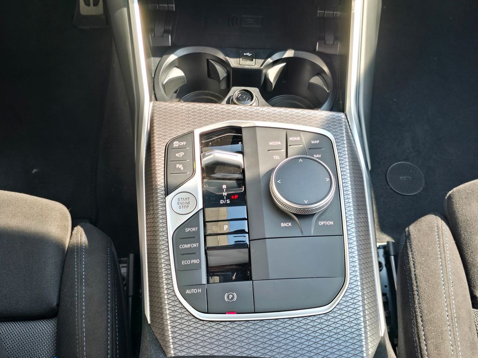 BMW 320d Touring M Sportpaket*AHK*ACC*ab 2,49% eff.*