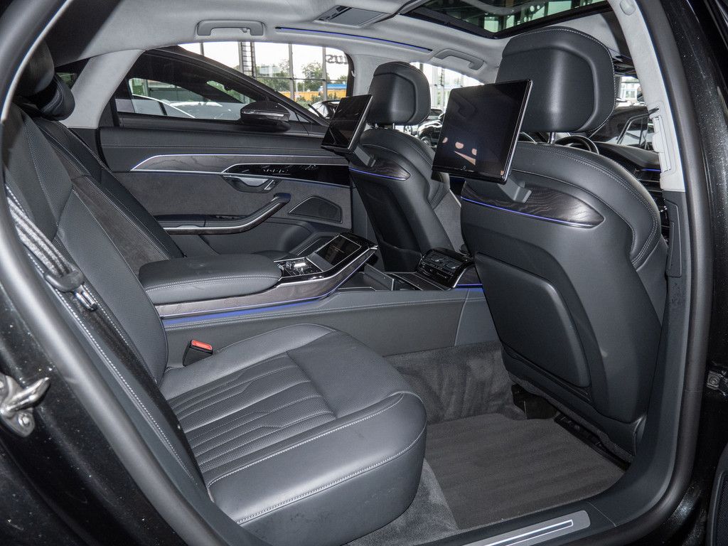 Audi A8 60 TFSI e L quattro - Samsaru's Car Outlet
