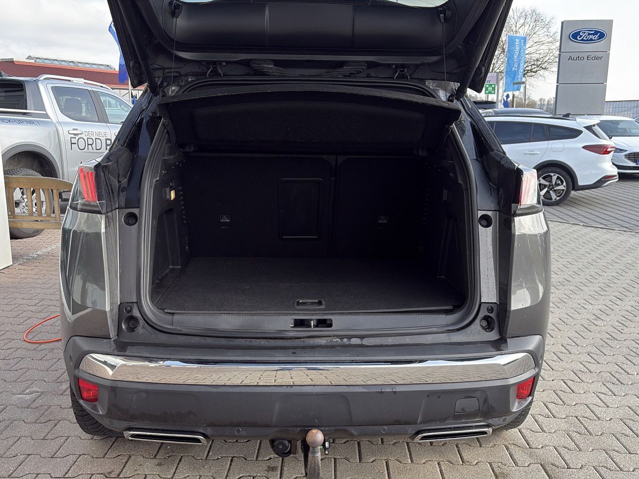 Peugeot 3008 Hybrid4 300 GT Kamera Focal Keyless AHK LED