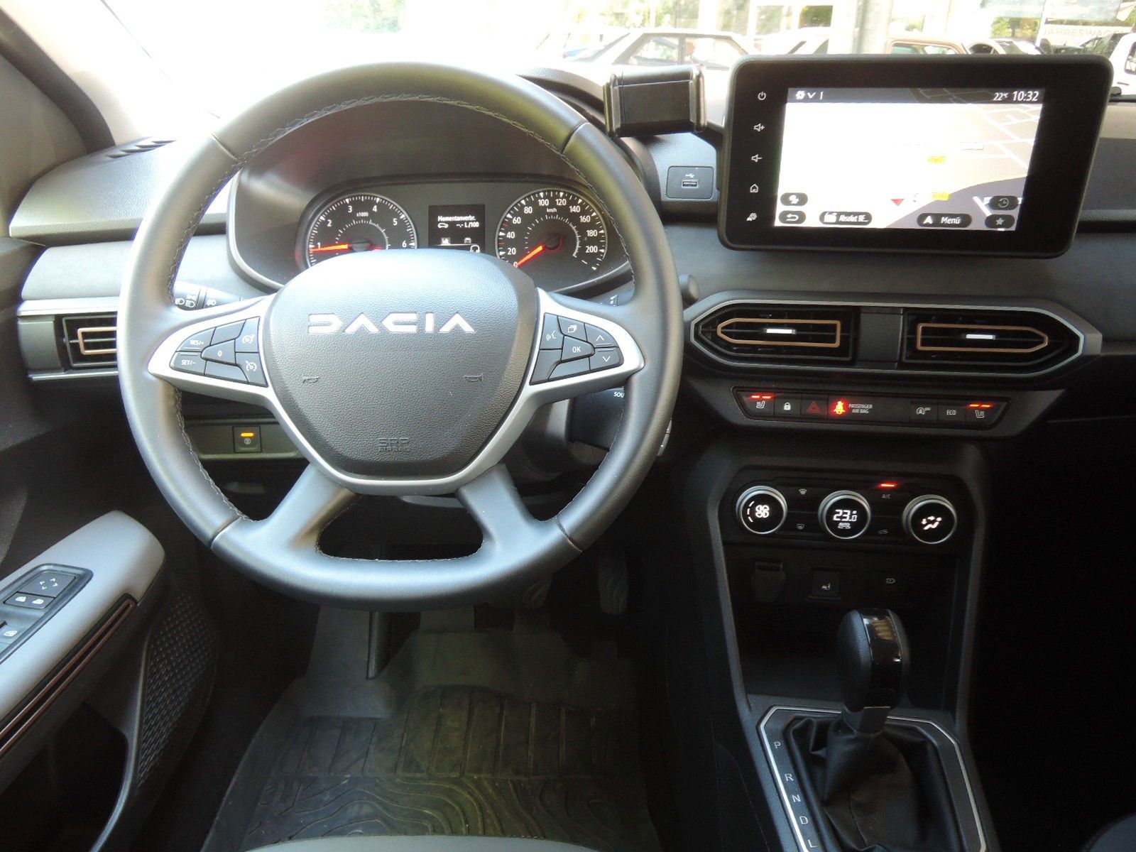 Dacia Sandero TCe 90 CVT Stepway Extreme  GJR,Glasdach