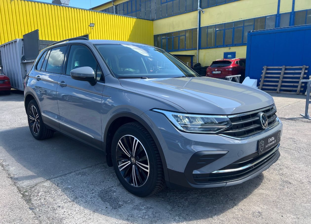 Volkswagen Tiguan LIFE - Samsaru's Car Outlet