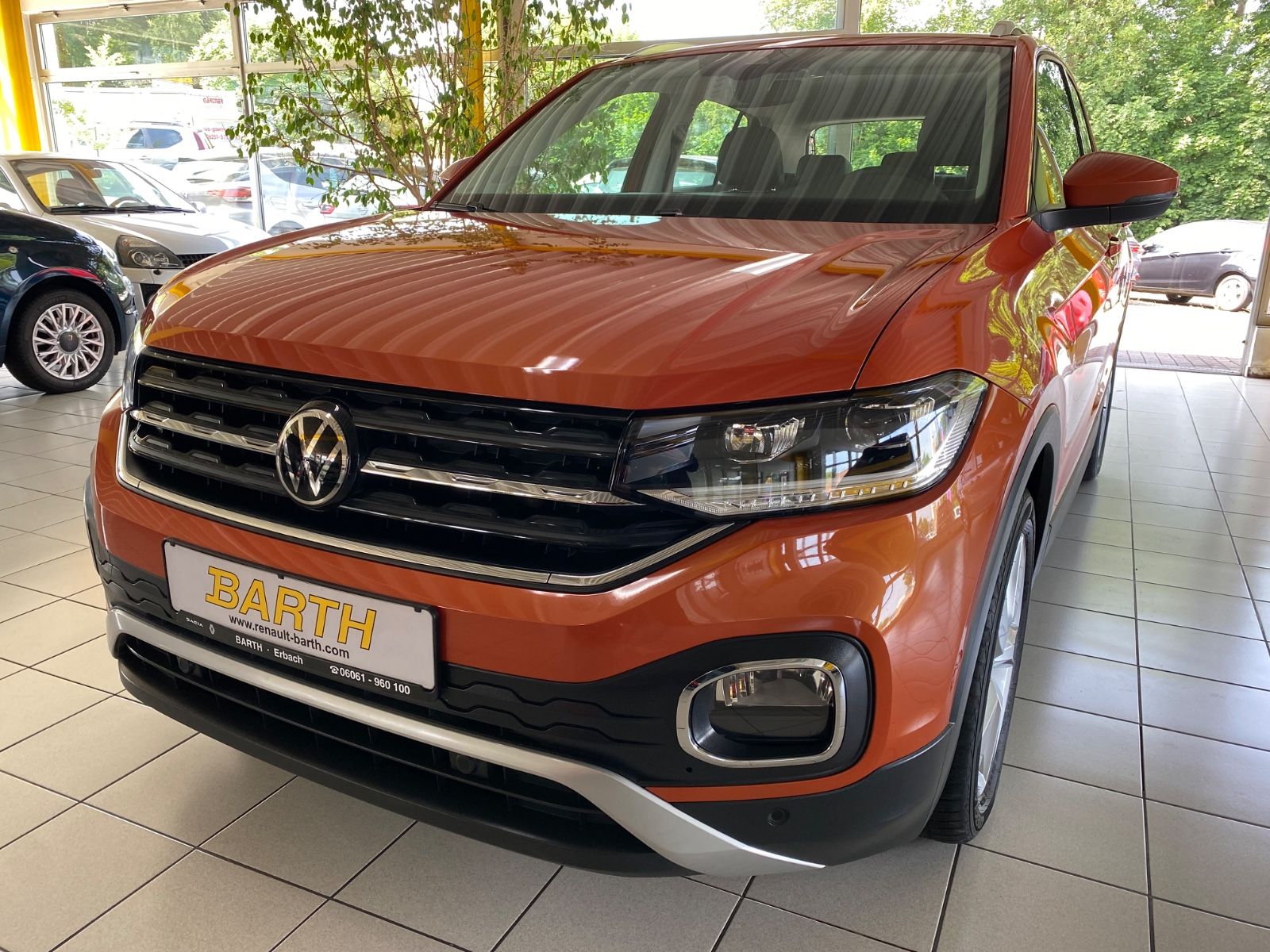 Volkswagen T-Cross Style - Samsaru's Car Outlet