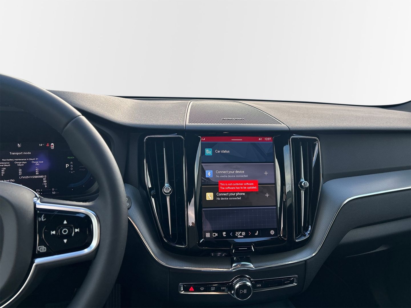 Volvo XC60 Recharge T6 AWD Plus Black Edition 21'' AHK