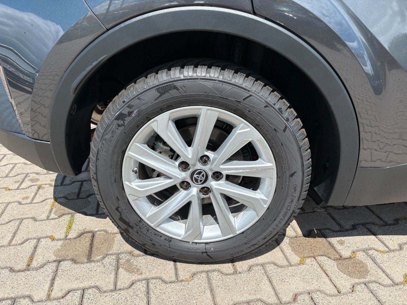 Toyota C-HR 2.0 Plug-in Hybrid Team D LED, Kamera, Navi