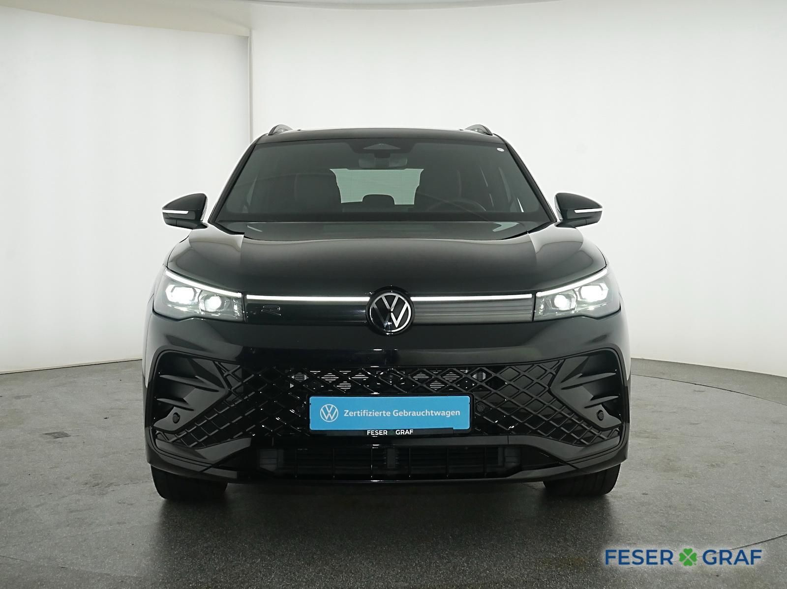 Volkswagen Tiguan 2.0TDI R-Line AHK BlackStyle LED Panorama