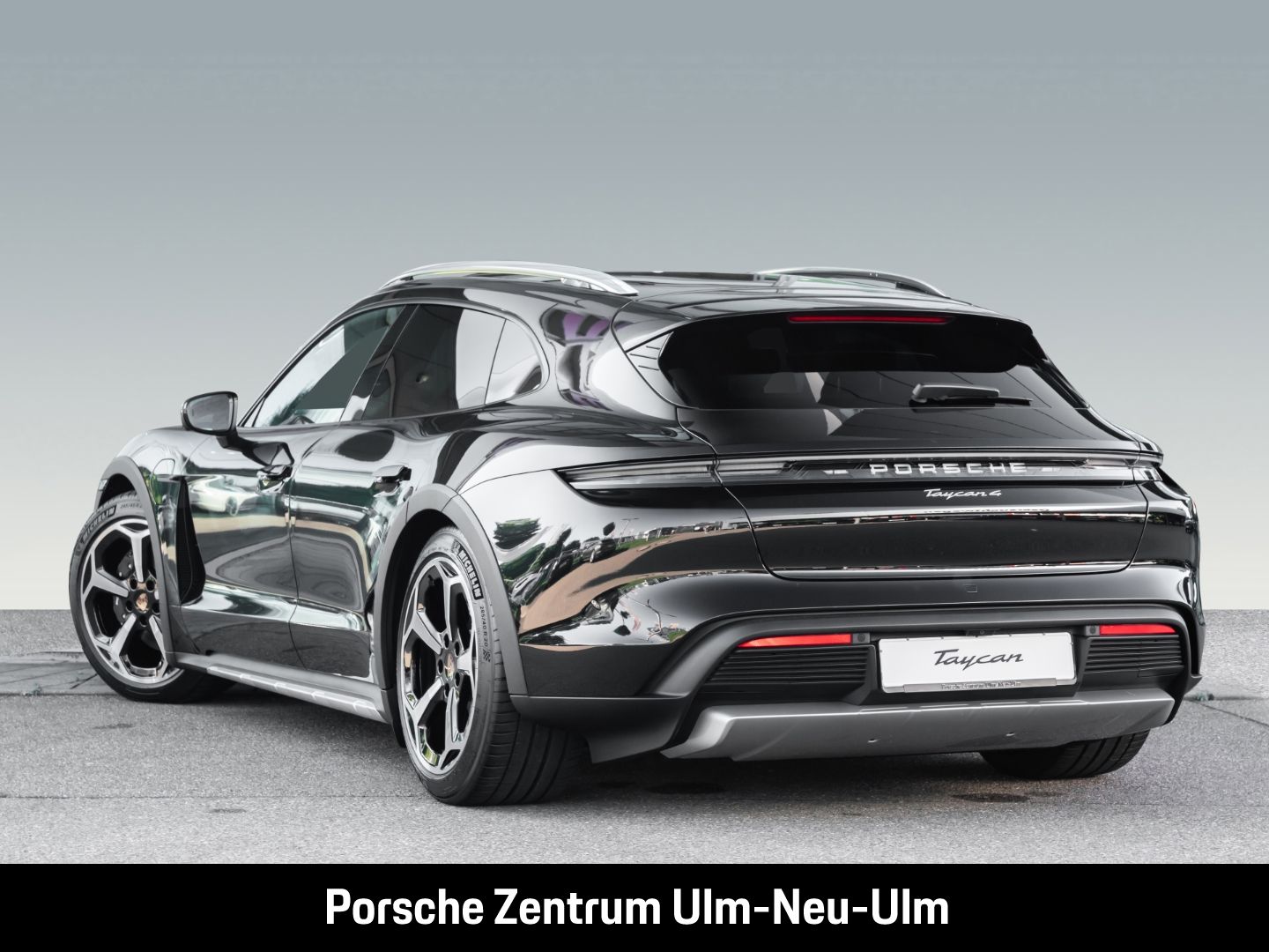Porsche Taycan 4 Cross Turismo HD-Matrix ACC BOSE 20-Zol