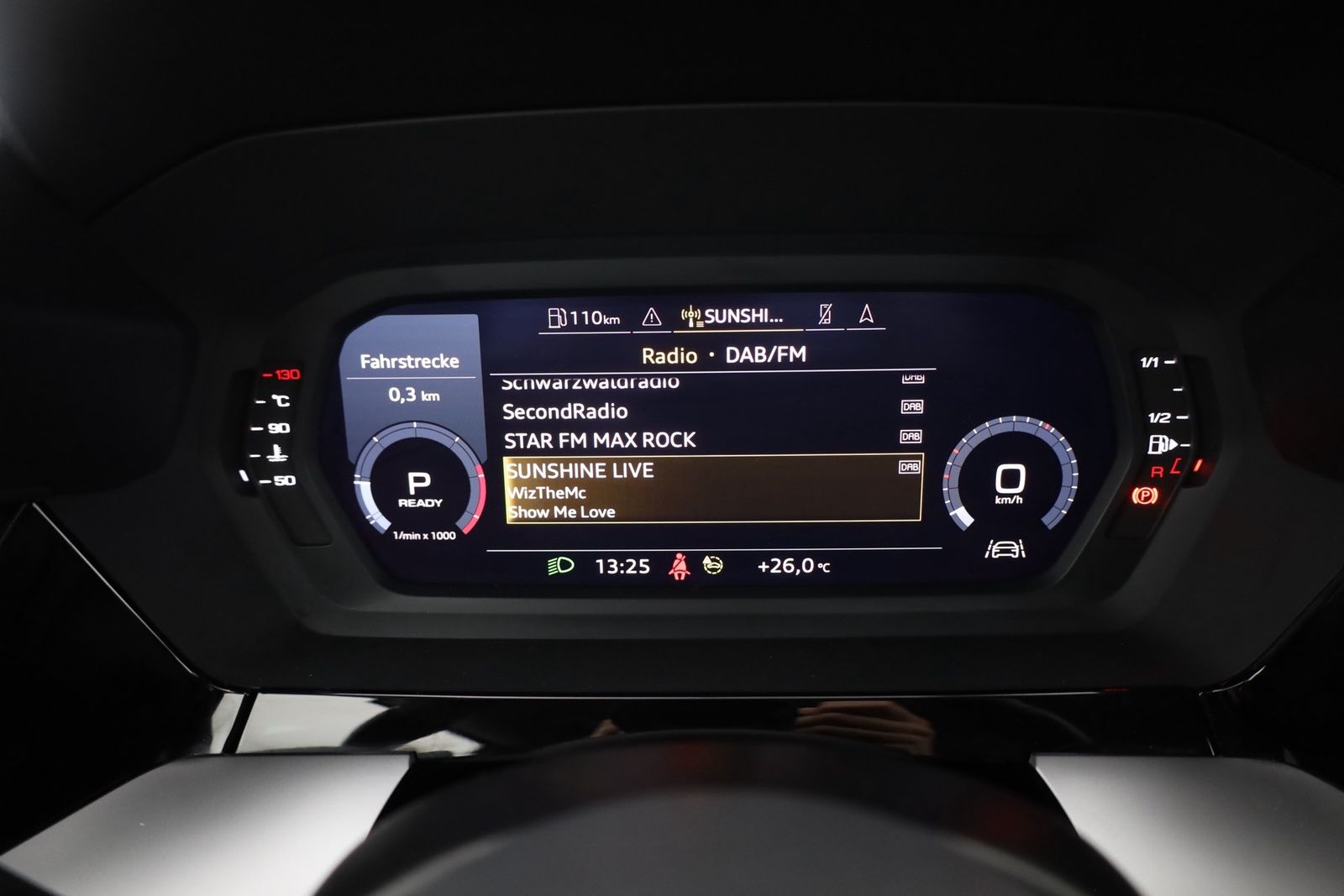 Audi A3 35 TDI S-Tronic Limousine LED Navi AHK Tempo