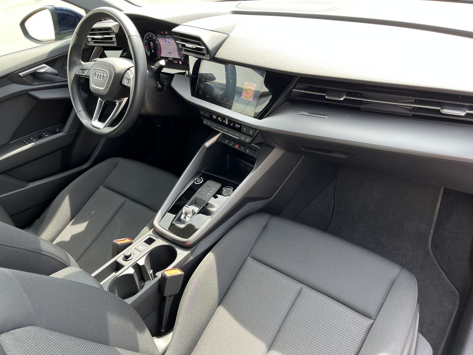 Audi A3 Sportback 35 1.5 TFSI S tronic - Samsaru's Car Outlet