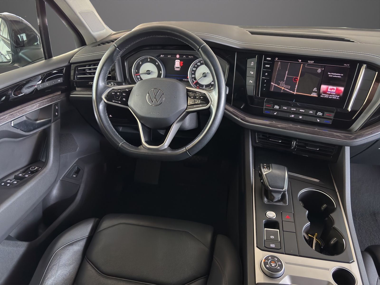 Volkswagen Touareg 3.0 TDI 4Motion - Samsaru's Car Outlet