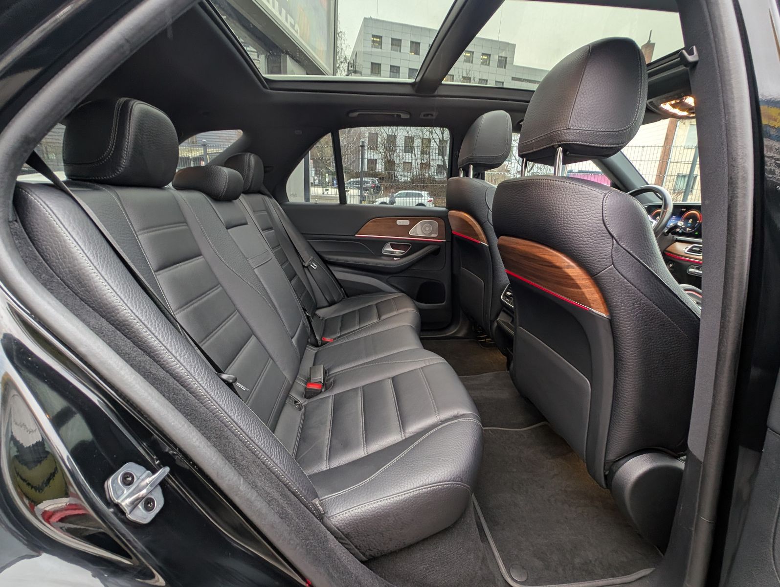 Mercedes-Benz GLE 350e4Matic*1Hd*Dis+*AHK*360°PANO*JungeSterne