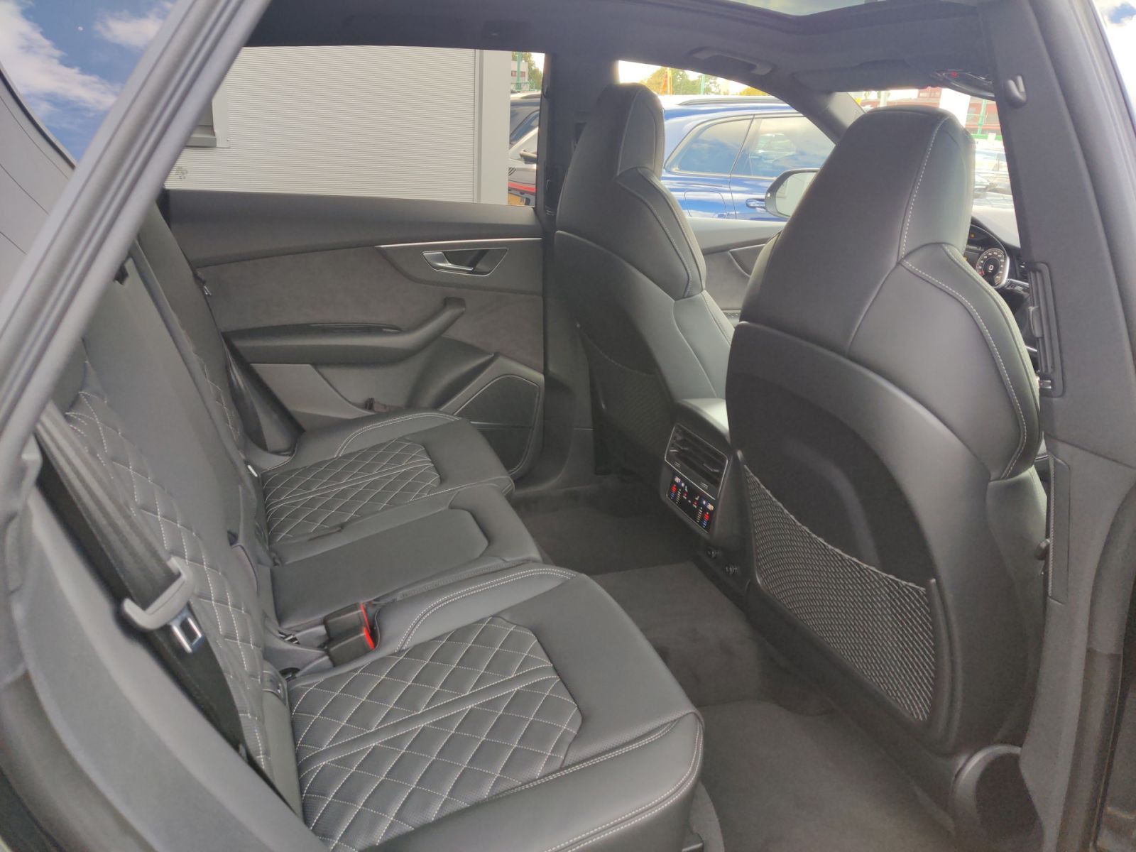 Audi Q8 TDI qu. S line business tiptronic *PANO*B&O*