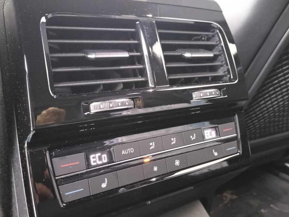 Volkswagen Touareg 3.0 TSI 310CP