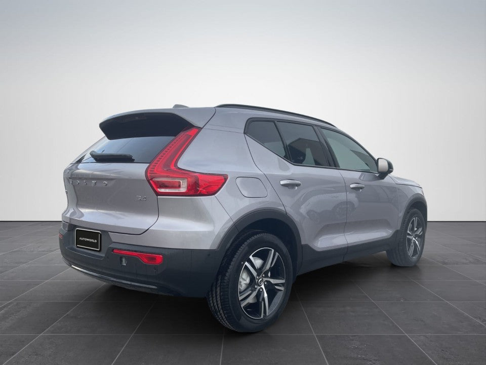 Volvo XC 40 2.0 Benzina 197 CP