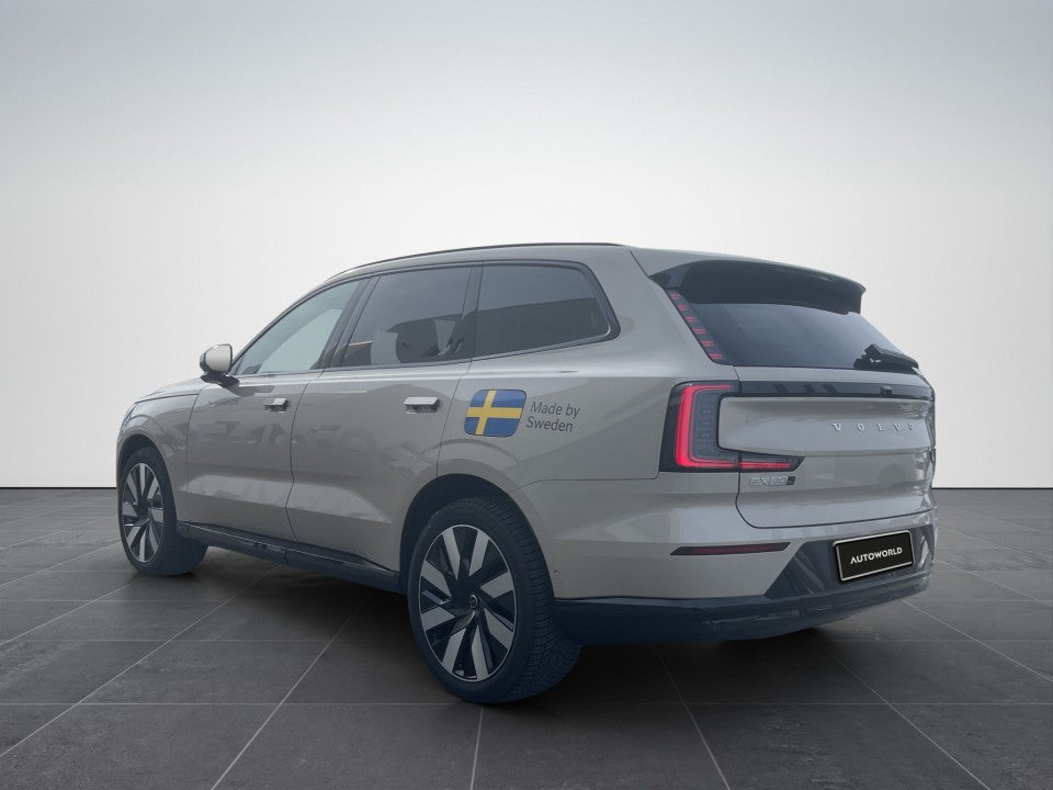 Volvo EX90