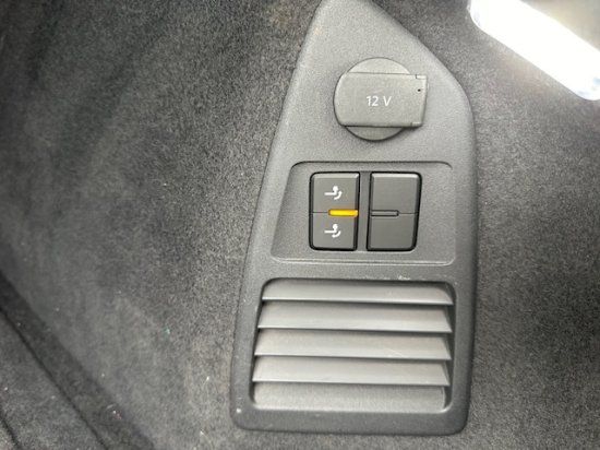 Volkswagen Touareg 3.0 TDI 4M R-LINE - Samsaru's Car Outlet