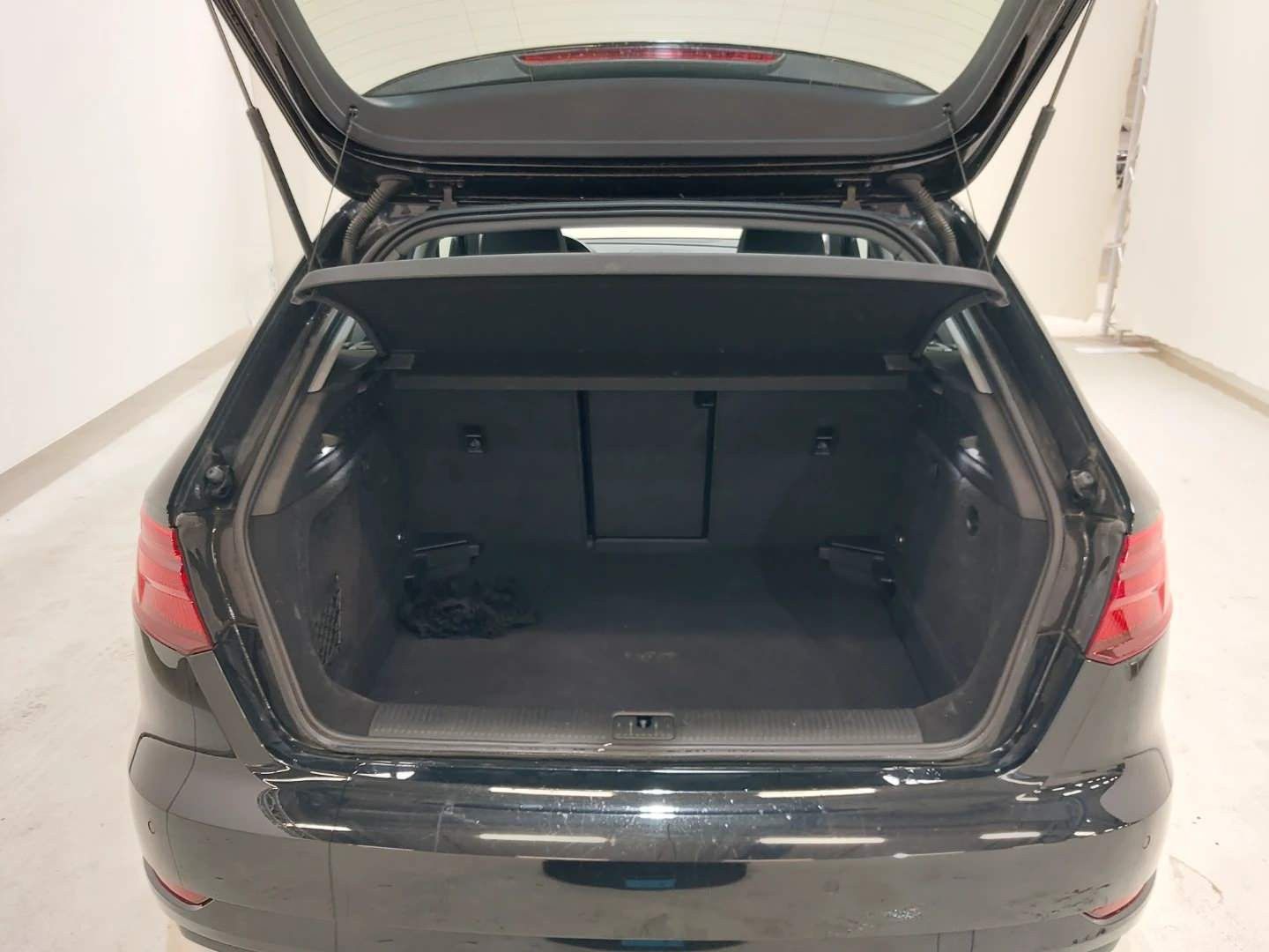 Audi A3 Sportback 35 TDI - Samsaru's Car Outlet