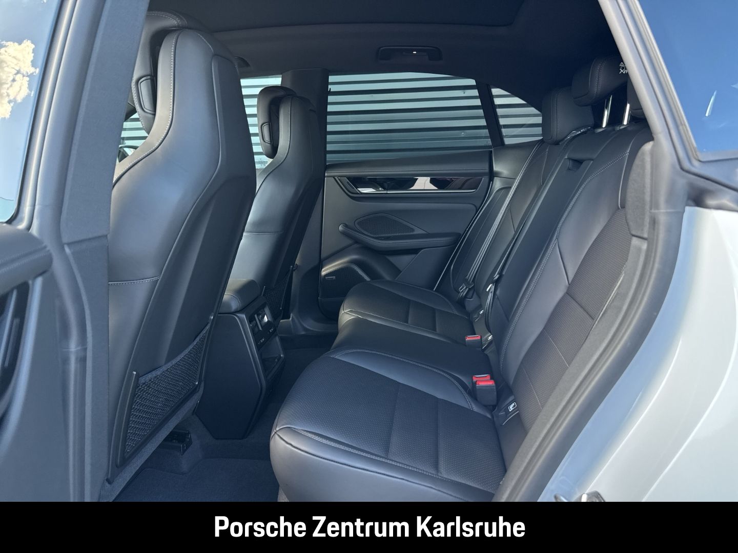 Porsche Macan 4 BOSE Luftfederung Panoramadach InnoDrive