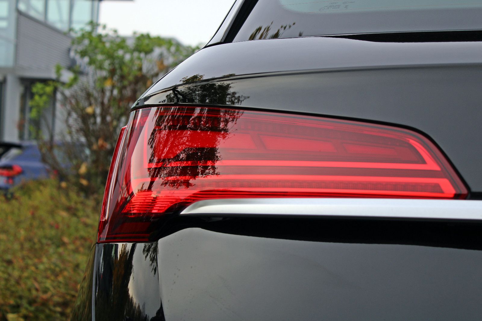 Audi Q5 40TDI qu S LINE MATRIX TOUR AHK KAMERA VC+
