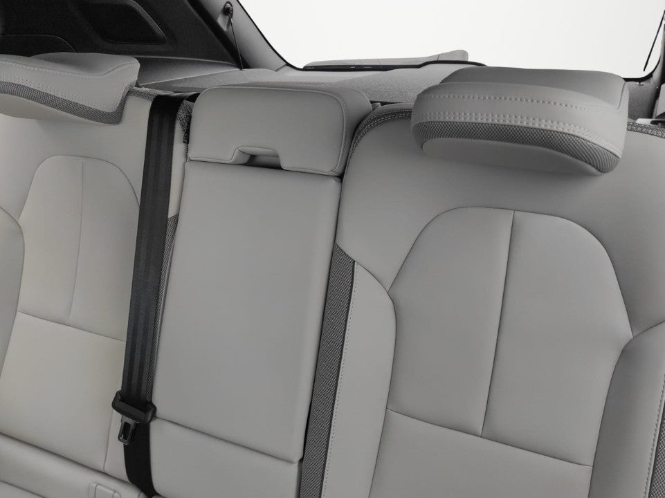 Volvo EX40 Plus Twin Motor