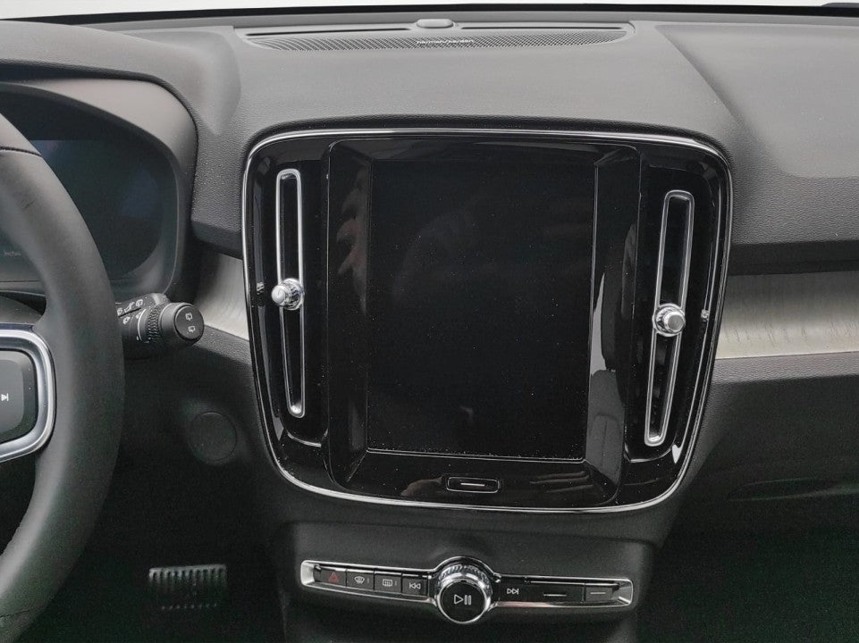 Volvo EX40 Plus Twin Motor