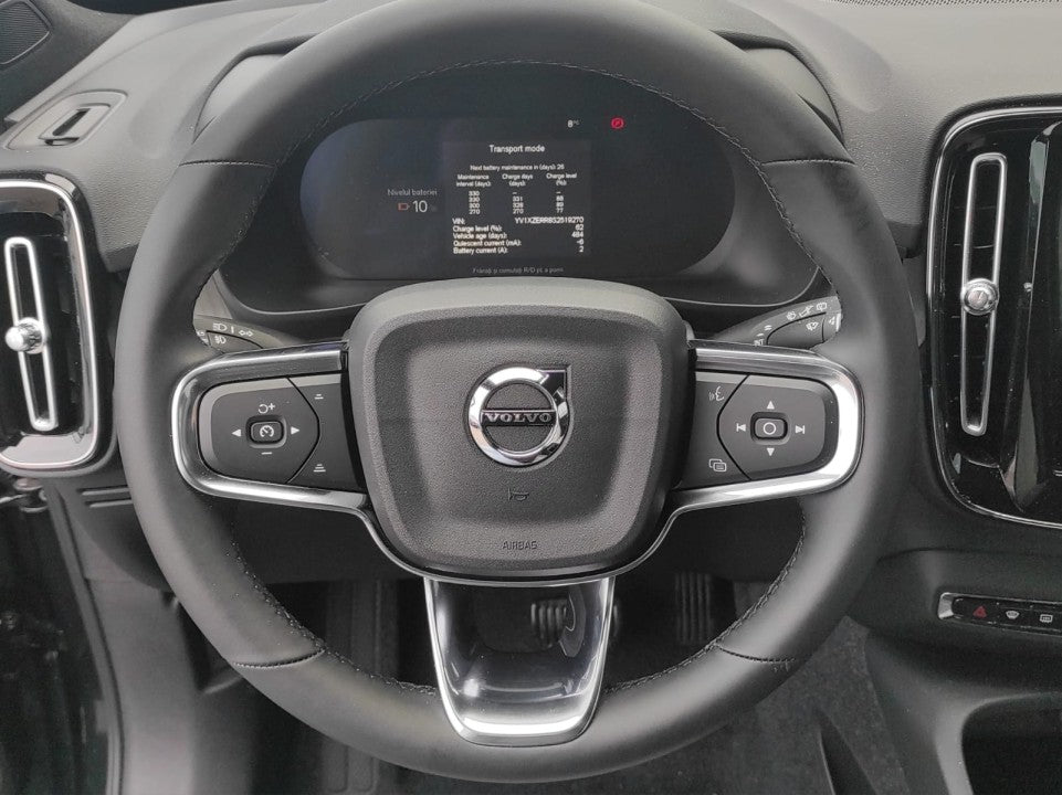 Volvo EX40 Plus Twin Motor