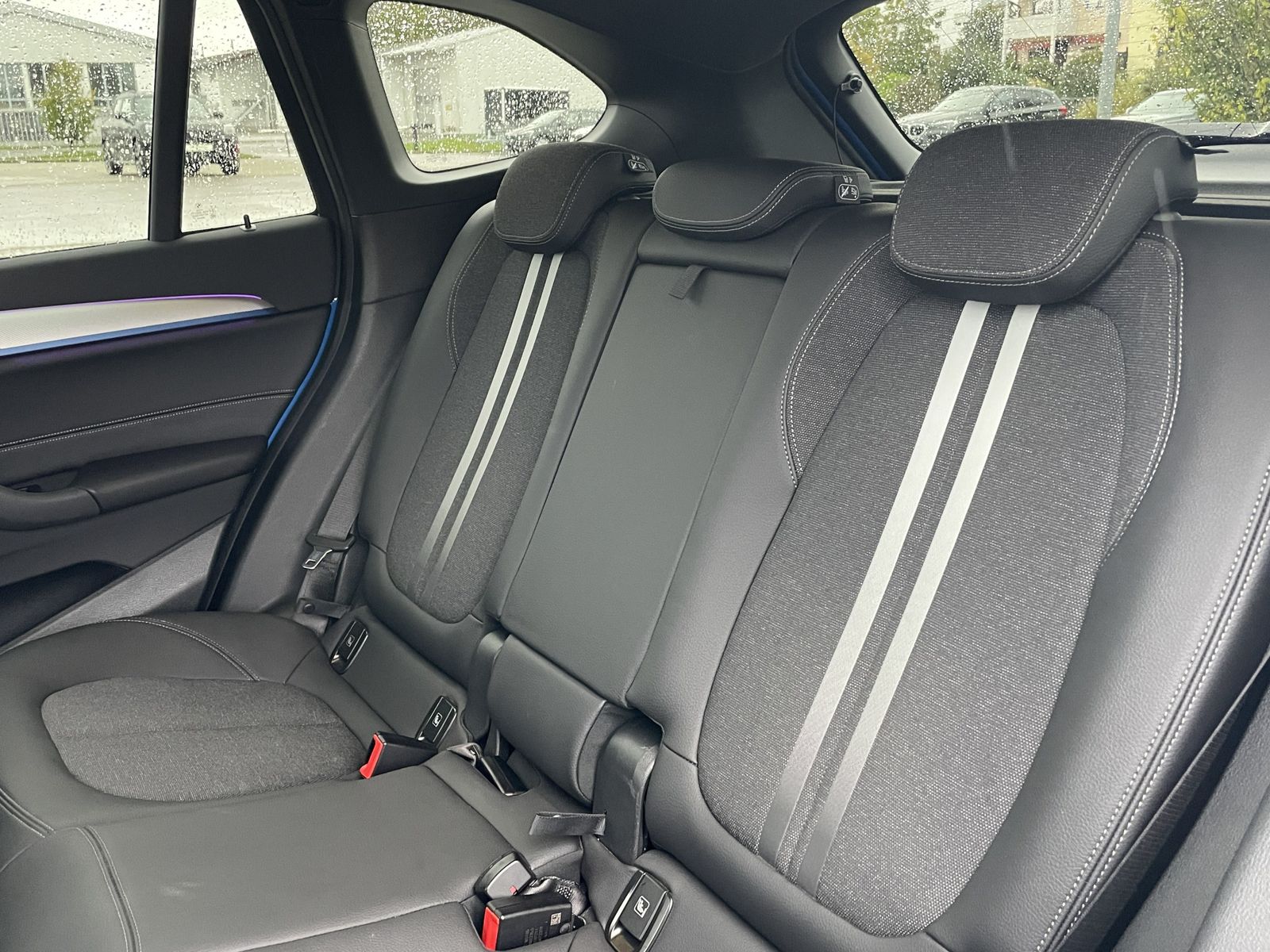 BMW X1 xDrive25e M Sportpaket - Samsaru's Car Outlet