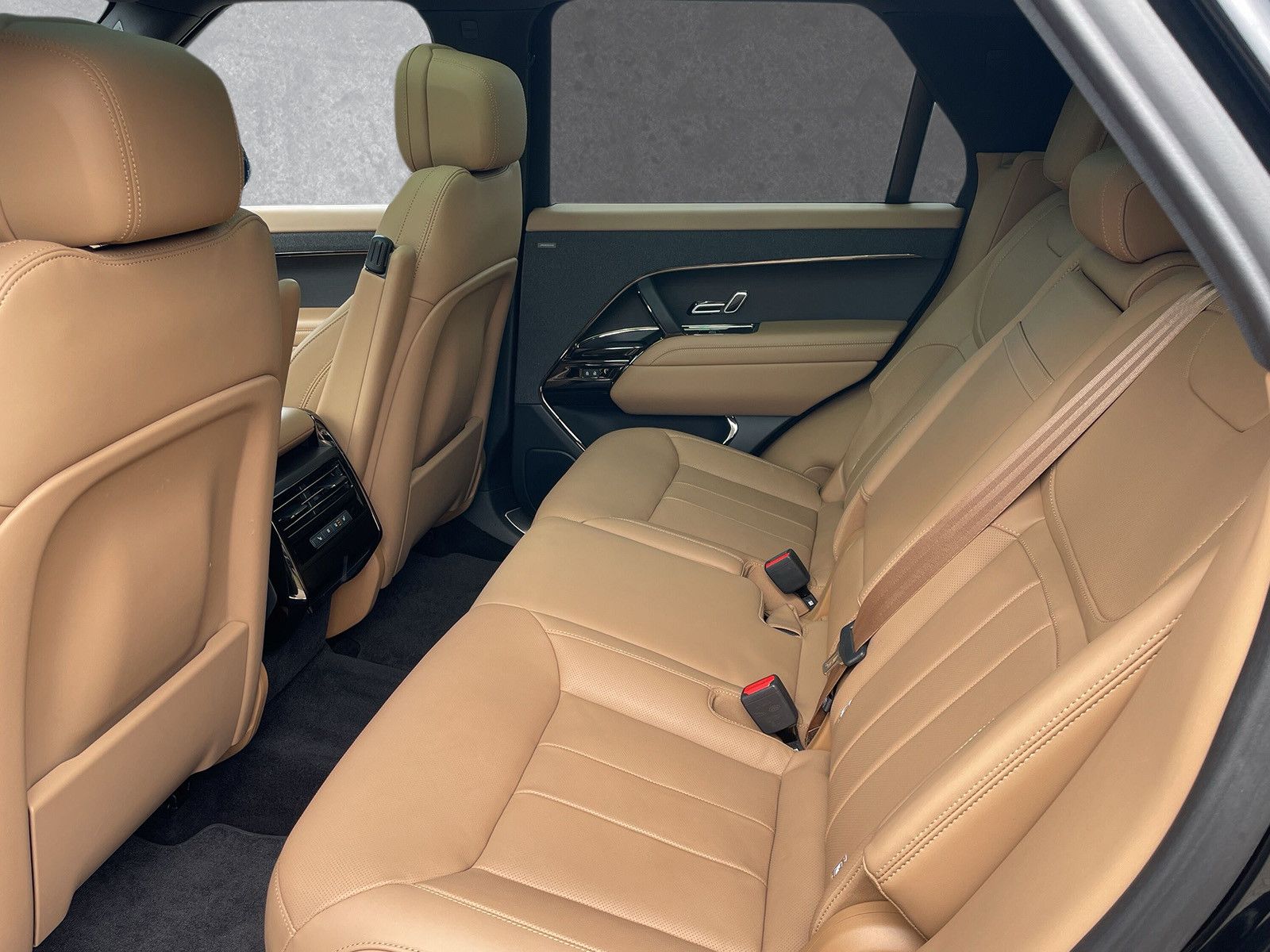 Range Rover Sport D250 SE - Samsaru's Car Outlet