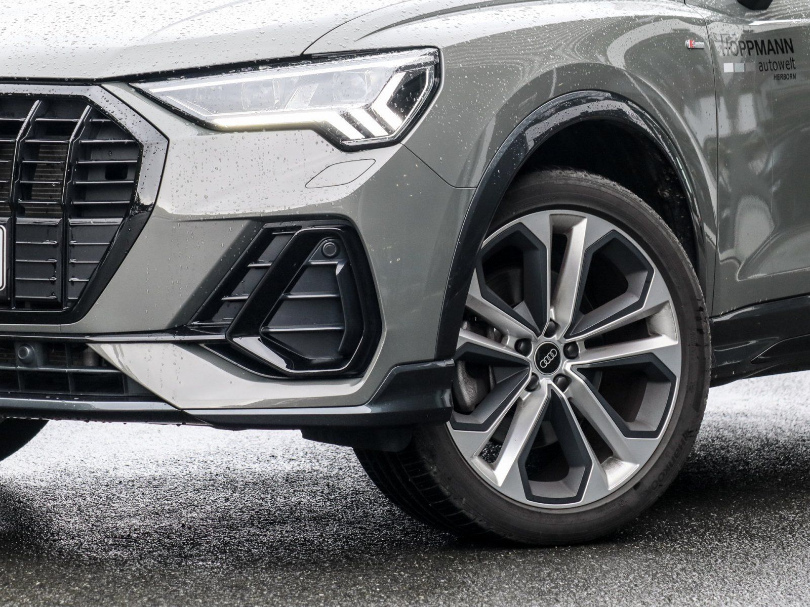 Audi Q3 40 TDI quattro S-Line - Samsaru's Car Outlet