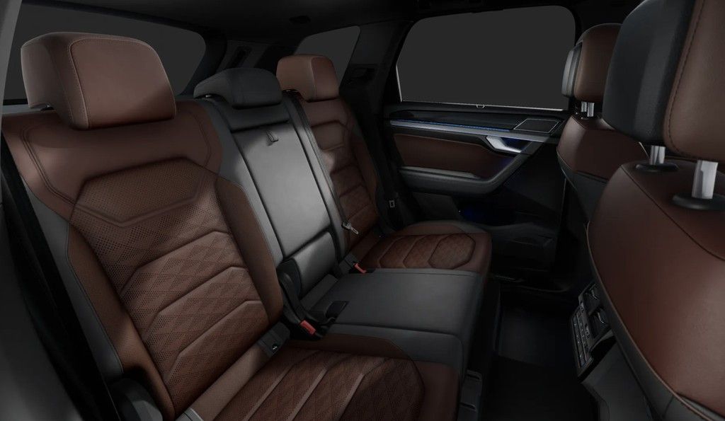 Volkswagen Touareg 3.0TDI R-Line Wankstabi StdHz Pano Dynau