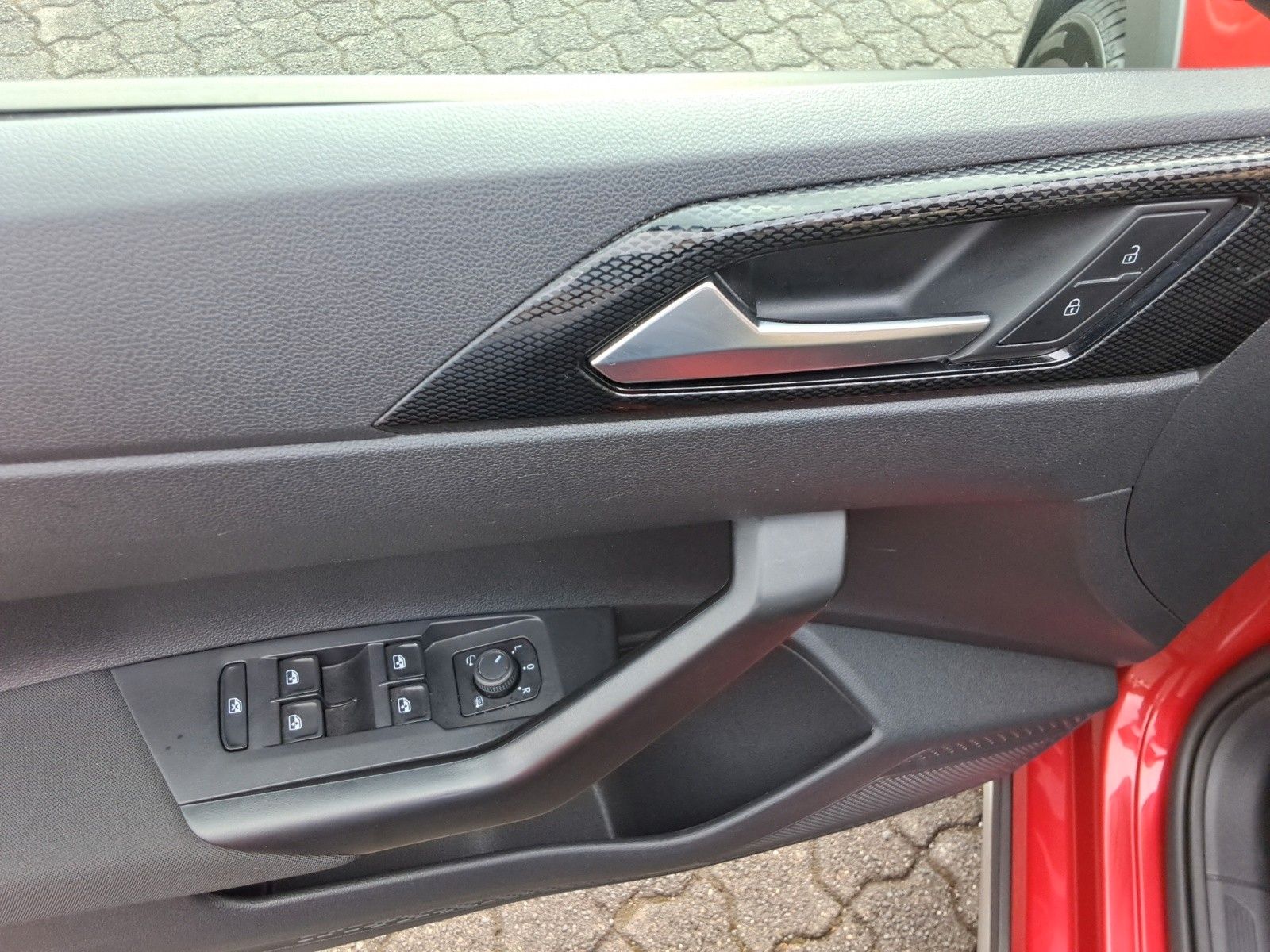 Volkswagen Taigo 1.0 TSI - Samsaru's Car Outlet