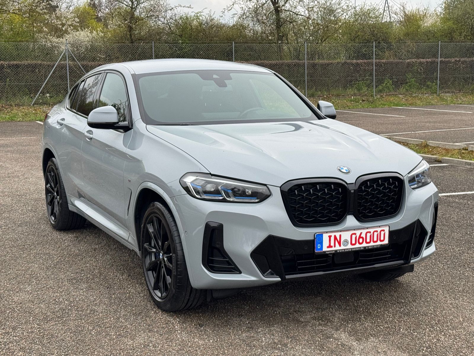 BMW X4 xDrive30d*M Sport*Laserlicht*HUD*AHK*SHZ*Kam.