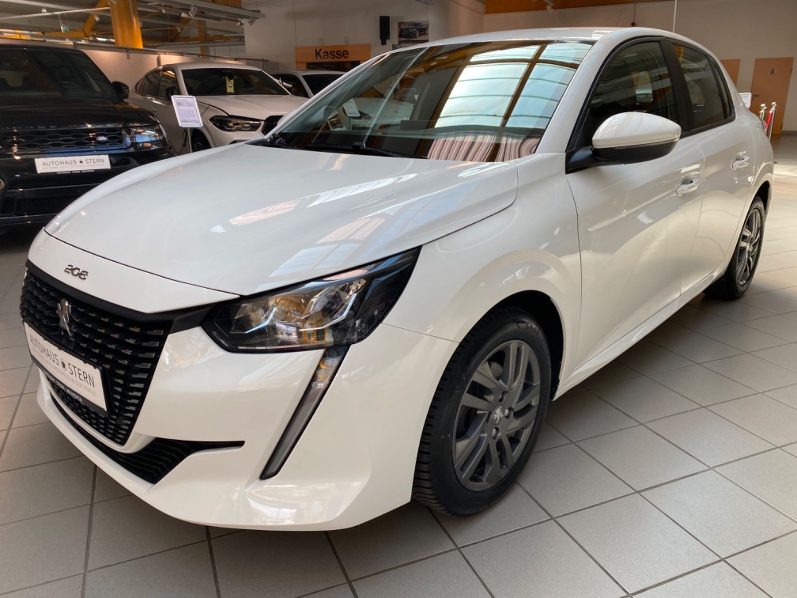 Peugeot 208 Active Pack - Samsaru's Car Outlet