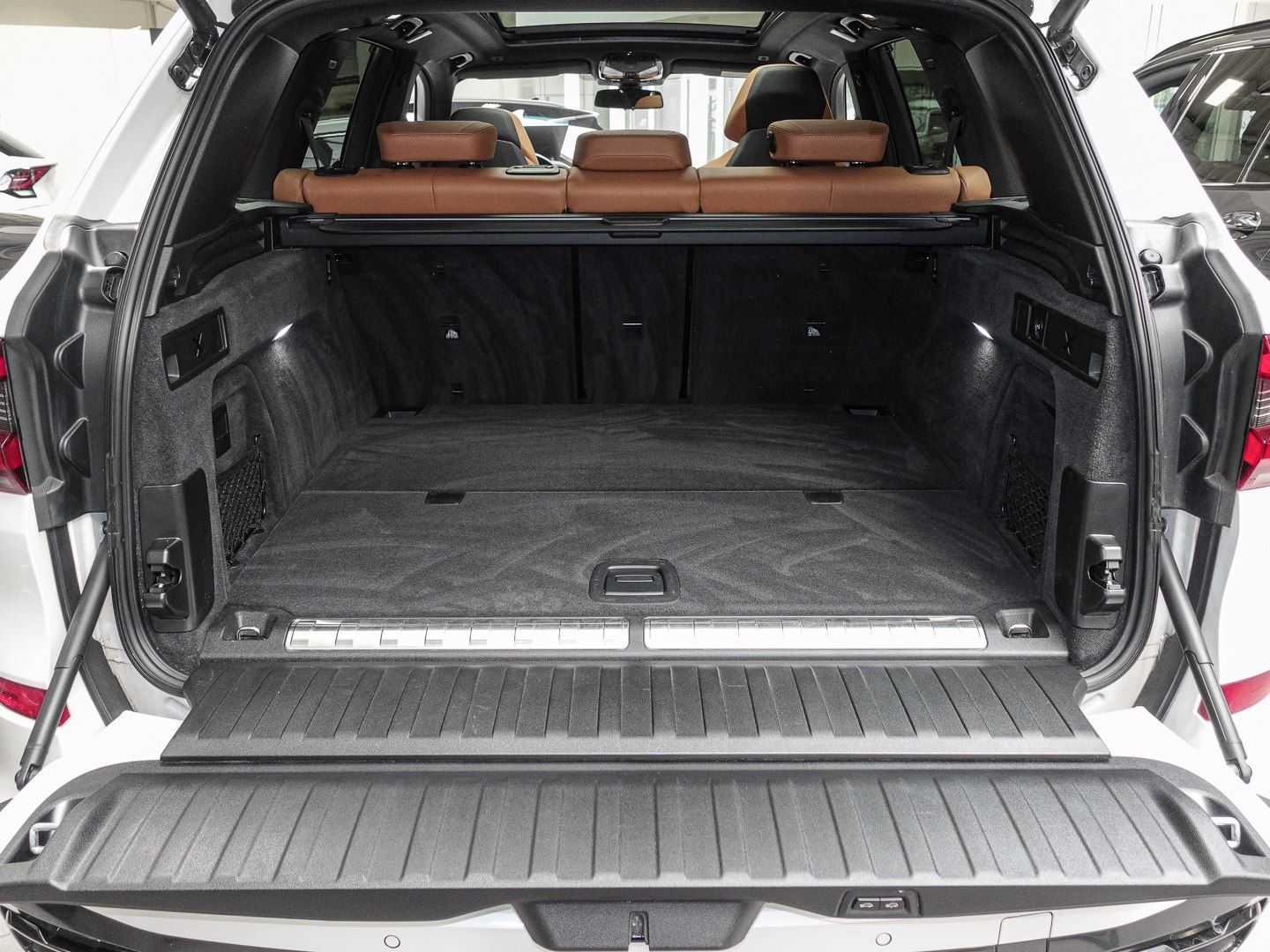BMW X5 xDrive45e M Sport AHK GSD M-Sitz DA+PA+HUS La