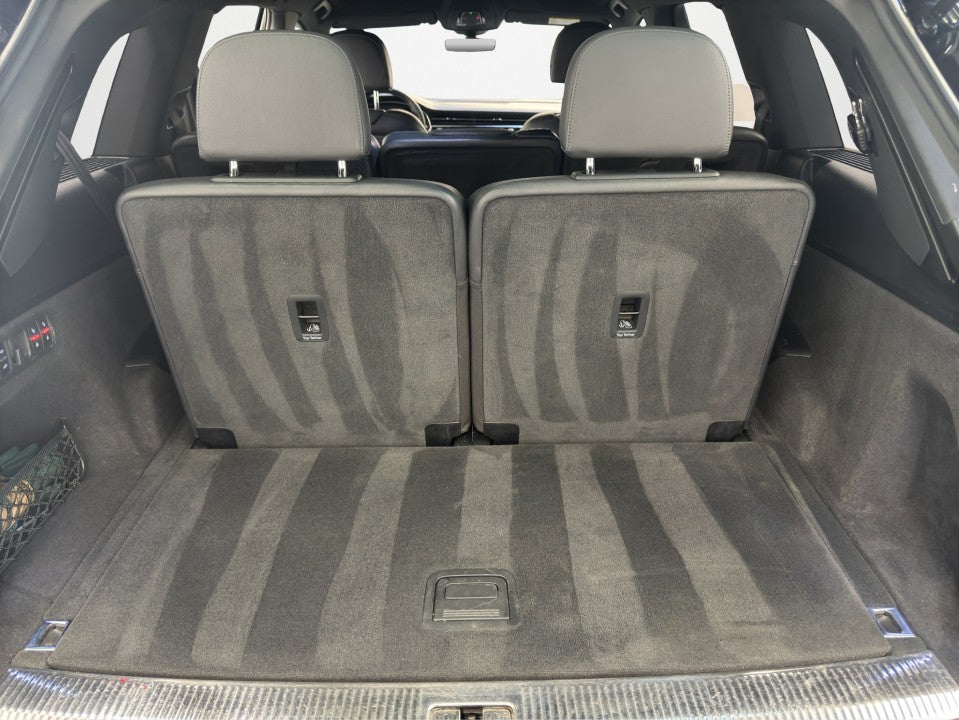 Audi Q7 50 TDI quattro 210Kw/286 Cp S-line 7 Locuri