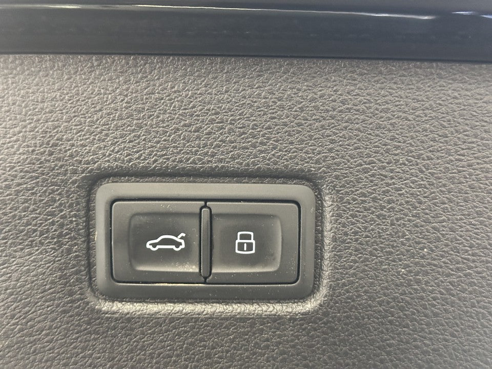 Audi Q7 50 TDI quattro 210Kw/286 Cp S-line 7 Locuri