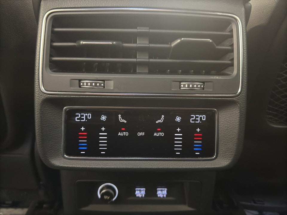 Audi Q7 50 TDI quattro 210Kw/286 Cp S-line 7 Locuri