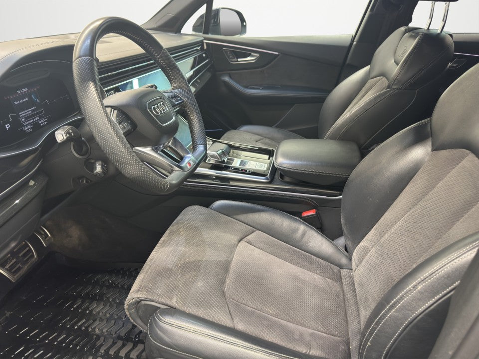 Audi Q7 50 TDI quattro 210Kw/286 Cp S-line 7 Locuri