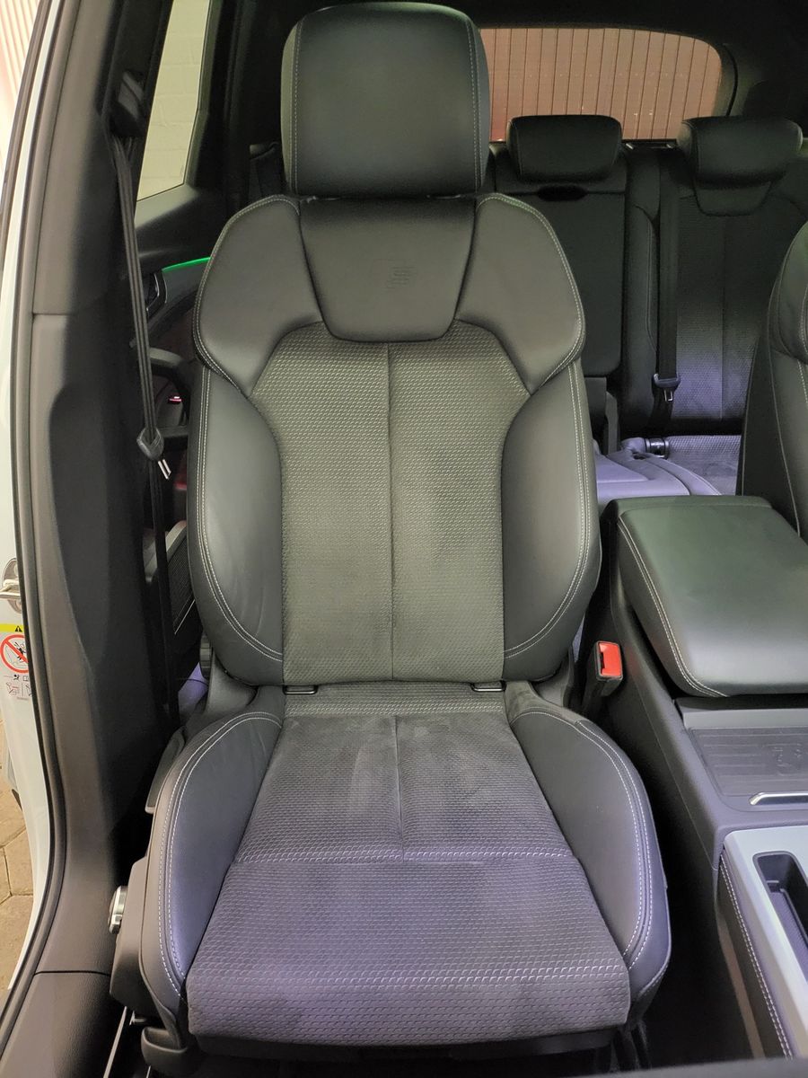 Audi Q5 55 TFSI e S-LINE S tronic quattro BI-Color