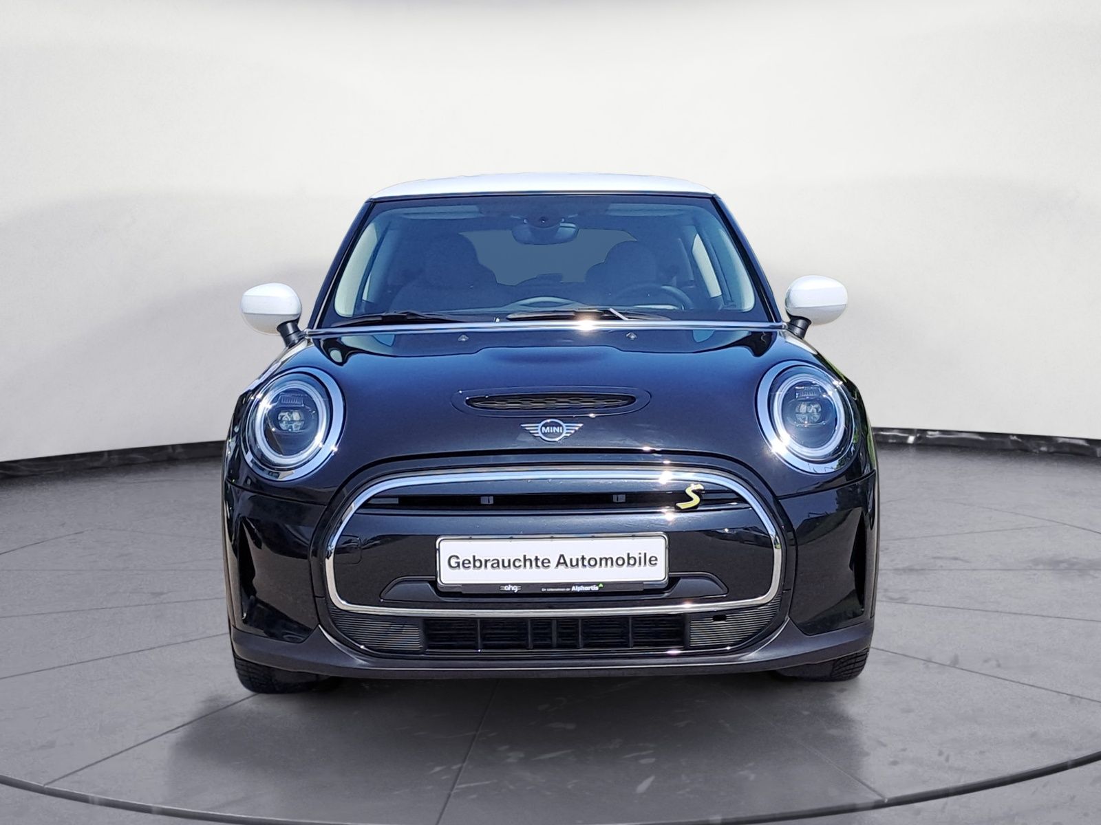 MINI Cooper SE Classic - Samsaru's Car Outlet