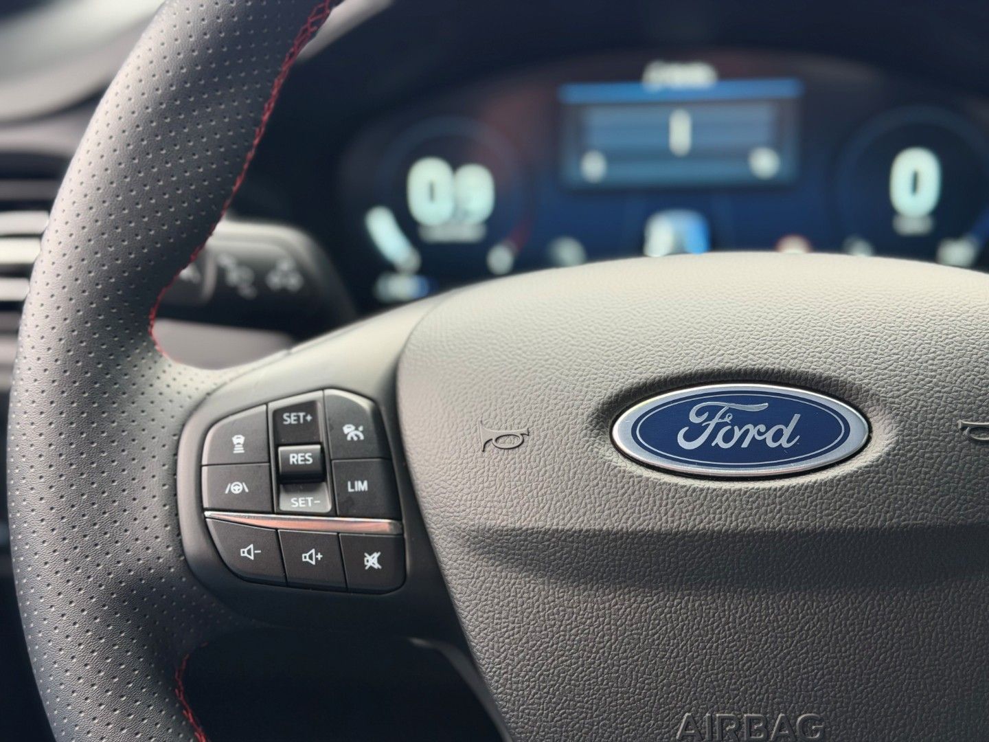 Ford Focus Turnier ST-Line X Garantie *B&O*ACC*HuD*
