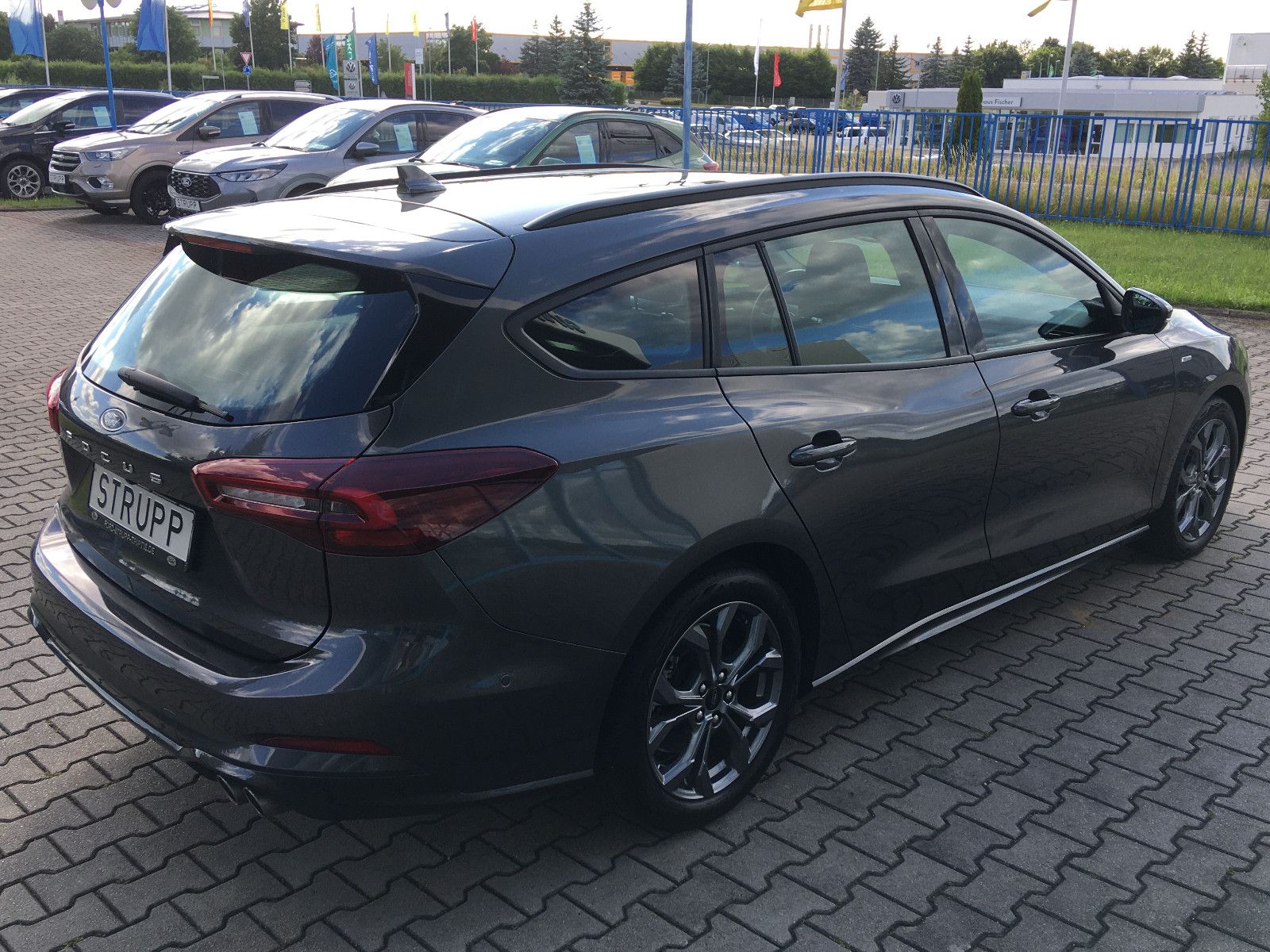 Ford Focus ST-Line Aut MatrixLED/ACC/KeyFree/AHK/Wint