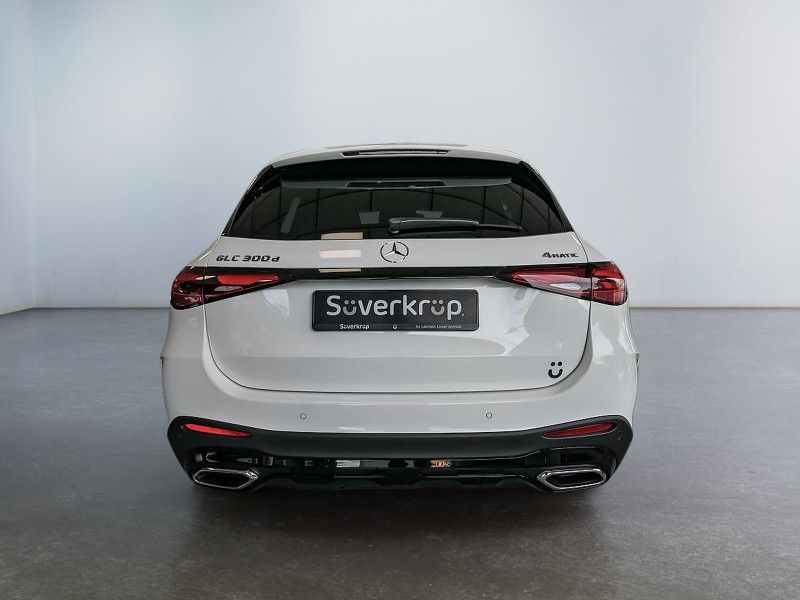 Mercedes-Benz GLC 300 d 4M AMG BURM NIGHT MEMO 360 AHK DISTR