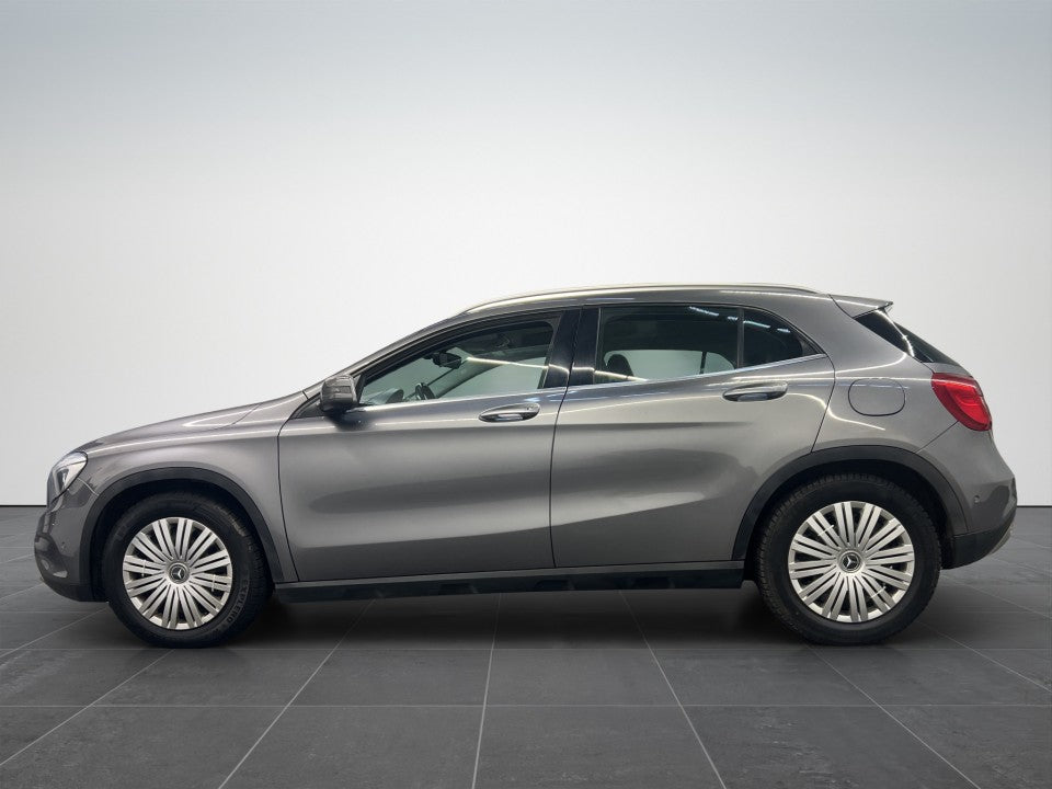 Mercedes-Benz Mercedes Benz GLA 220 d 4MATIC Aut.