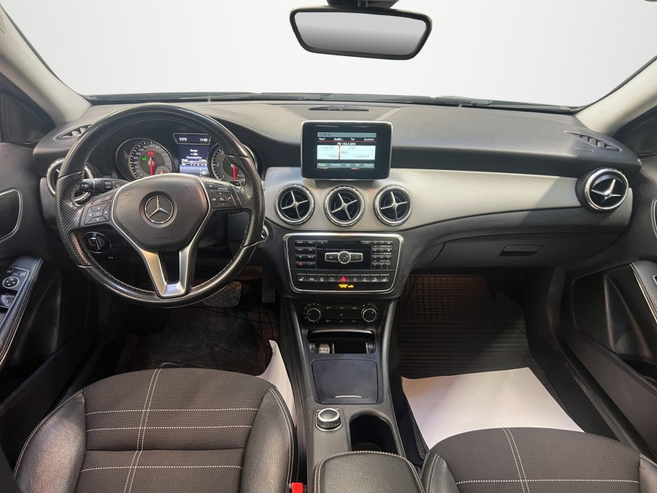 Mercedes-Benz Mercedes Benz GLA 220 d 4MATIC Aut.