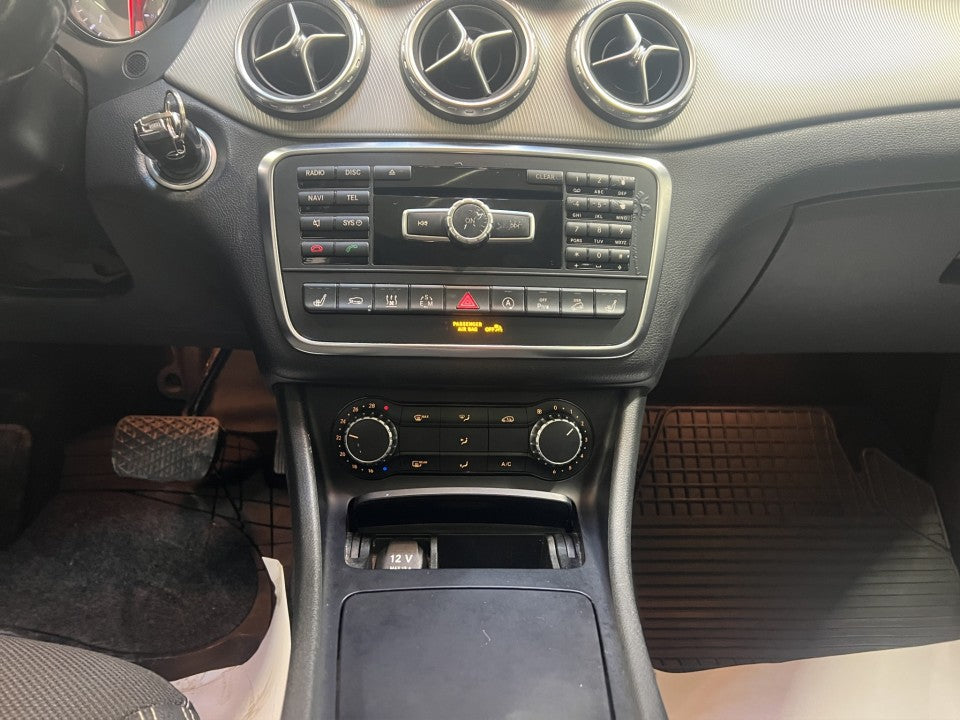 Mercedes-Benz Mercedes Benz GLA 220 d 4MATIC Aut.