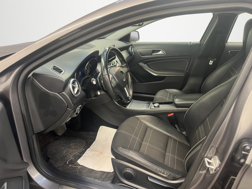 Mercedes-Benz Mercedes Benz GLA 220 d 4MATIC Aut.