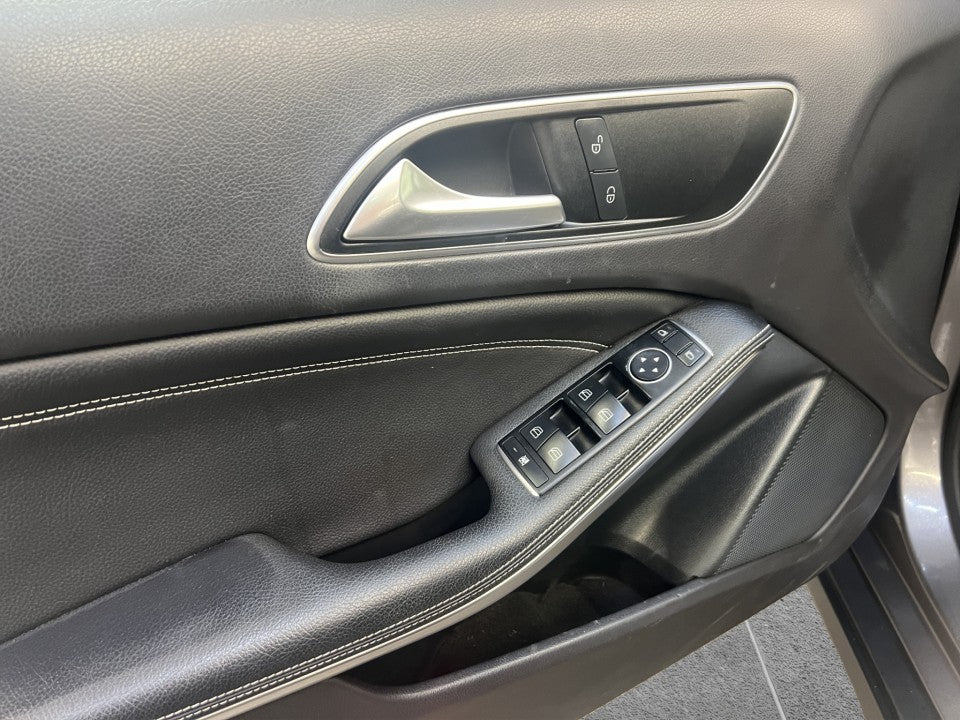 Mercedes-Benz Mercedes Benz GLA 220 d 4MATIC Aut.