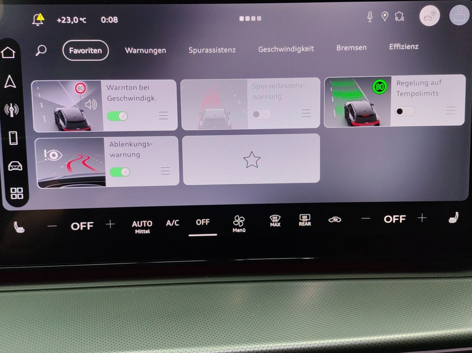 Audi Q3 TFSI S LINE MATRIX NAVI AHK LM20