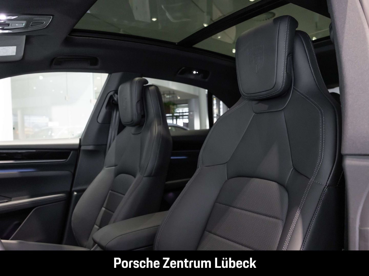 Porsche Macan - Samsaru's Car Outlet